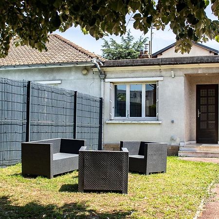 Apartamento Maisonnette Avec Jardin, Parc Du Chene Bron Exterior foto